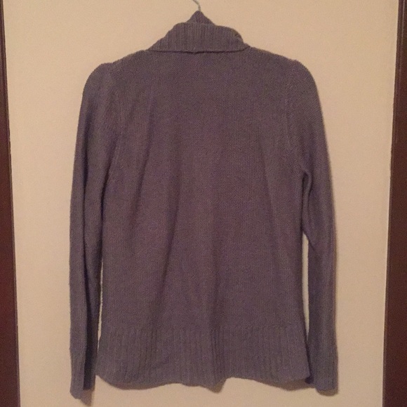 Comfy gray sweater - Picture 2 of 2